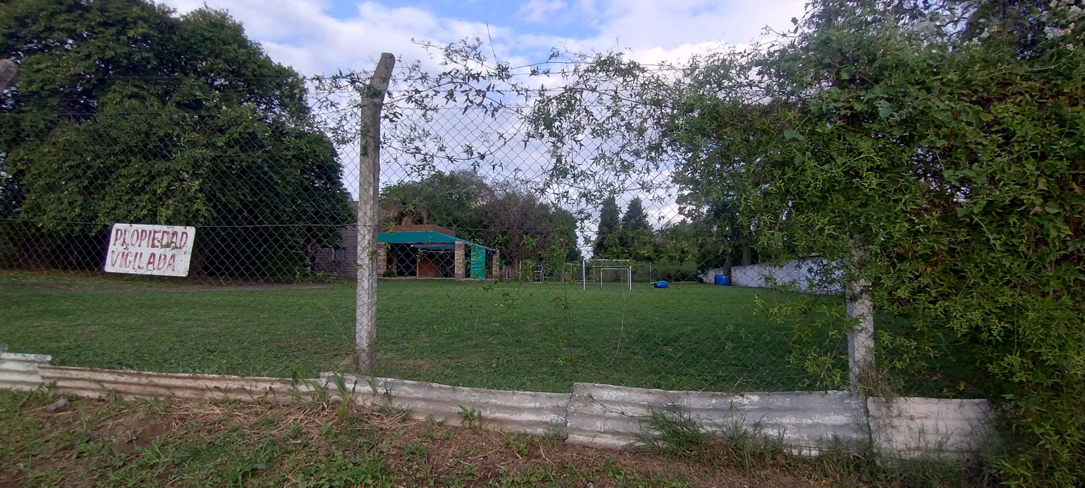 SE VENDE GRAN TERRENO SOBRE LOPEZ JORDAN 