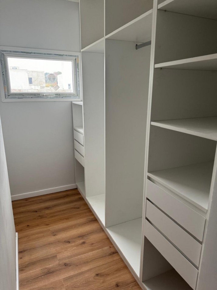 Vendo casa a estrenar de 3 dormitorios en zona Santa Candida, Parana 