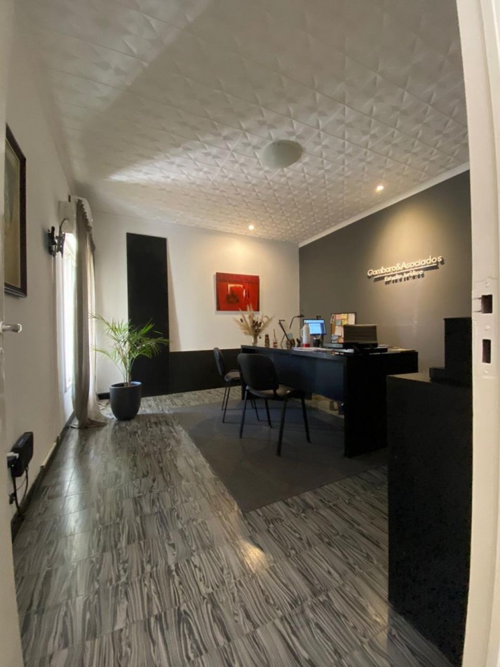 SE VENDE CASA EN CALLE DIAMANTE  Y ESPAÑA