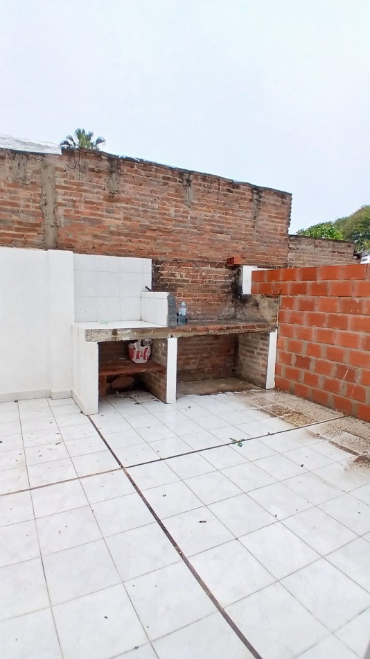 SE VENDE SALON DE EVENTOS, CASA Y DEPARTAMENTO CON GARAGE