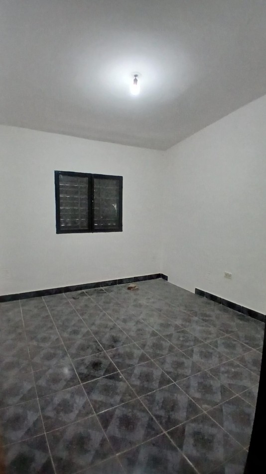 SE VENDE SALON DE EVENTOS, CASA Y DEPARTAMENTO CON GARAGE