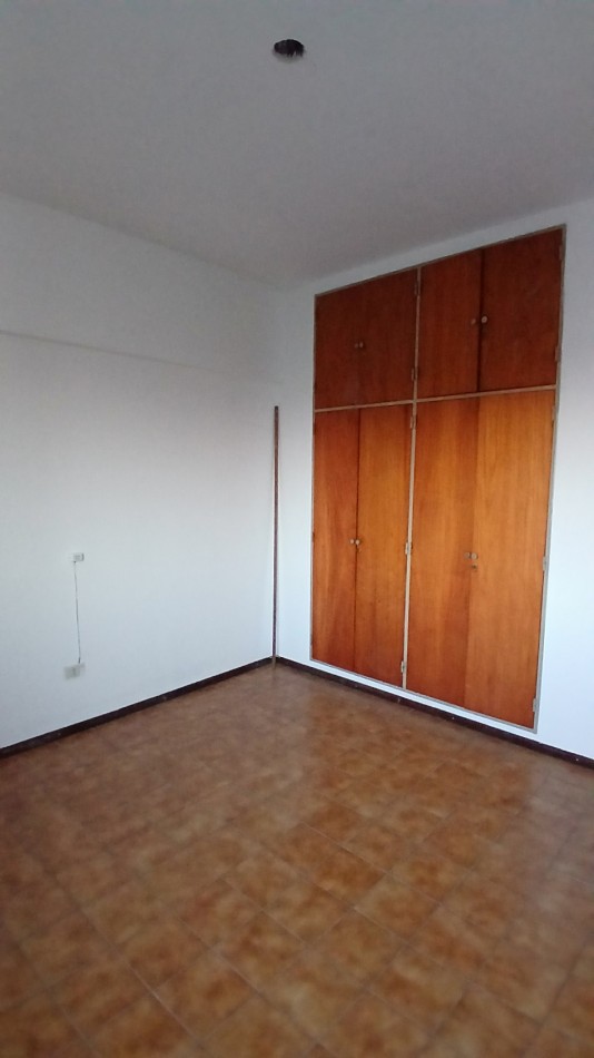 SE VENDE DEPARTAMENTO 3 DORMITORIOS CON COCHERA APTO CREDITO