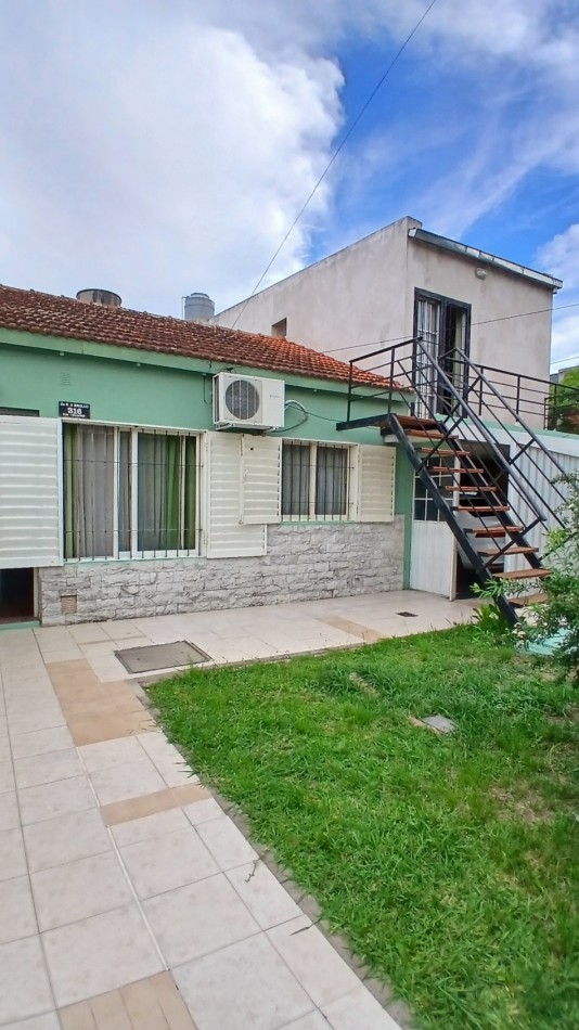 SE VENDE CASA CON DEPARTAMENTO INDEPENDIENTE EN PARANA