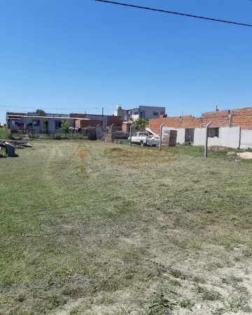 VENDO TERRENO EN SAN BENITO EN PESOS