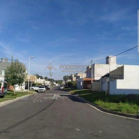 TERRENO EN CALLE SPINETTA PARANA