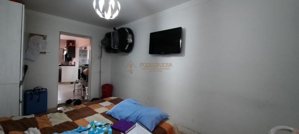 VENDO CASA 3 DORMITORIOS, GARAJE, PISCINA Y QUINCHO