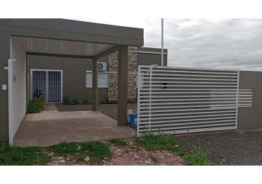 SE VENDE HERMOSA CASA EN ORO VERDE