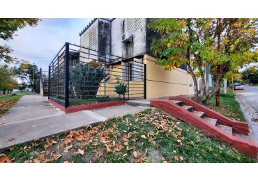 VENDO DPTO APTO CREDITO, 3 DORM Y COCHERA EN ZONA FRANCIA Y LOPEZ JORDAN