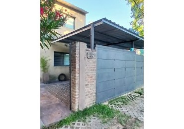 SE VENDE MODERNA CASA PREMIUM
